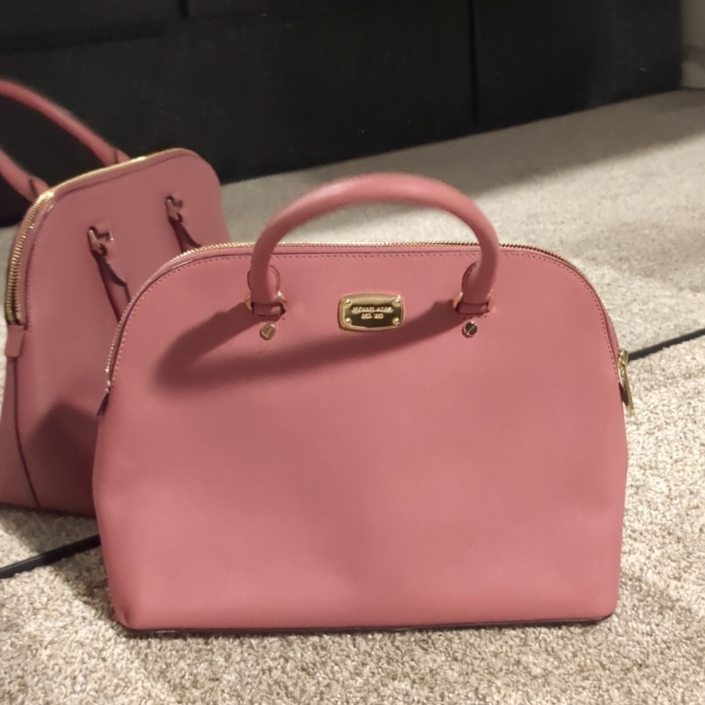 Michael Kors Leather Cindy